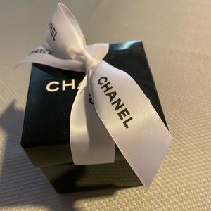 Authentic Channel box w/ bow